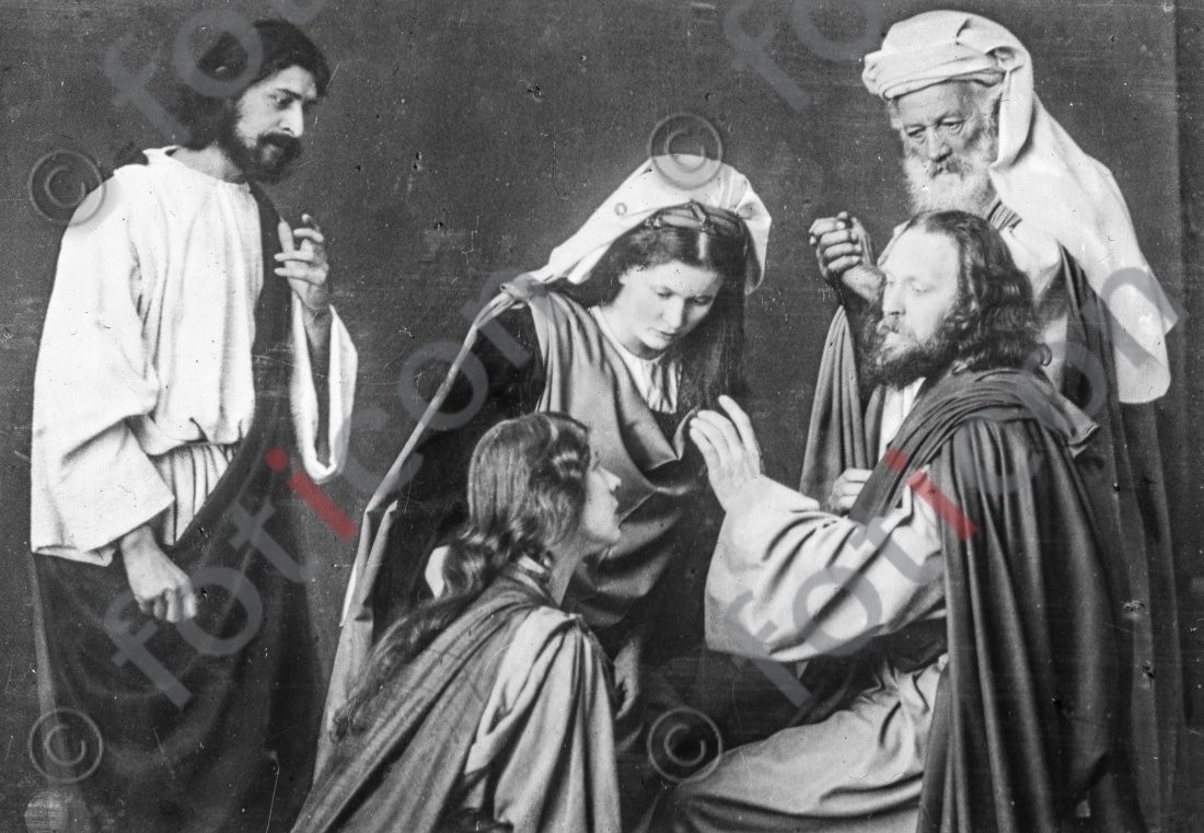 Magdalena salbt Jesus | Magdalen anoints Jesus - Foto foticon-simon-105-050-sw.jpg | foticon.de - Bilddatenbank für Motive aus Geschichte und Kultur